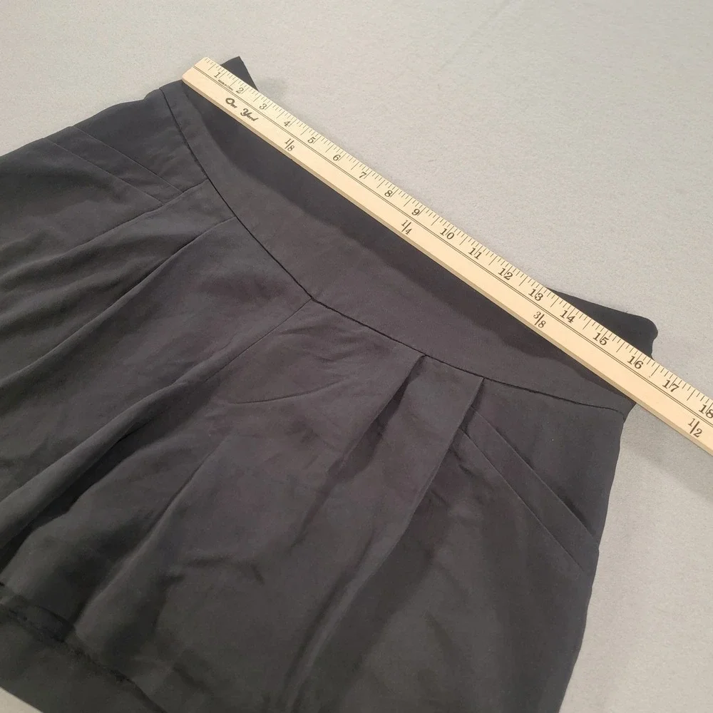 LOFT Pleated Dress Shorts High Rise Side Zip Black Women's Size 6 Preppy Casual